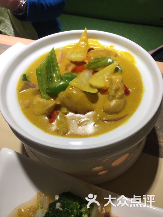 太阳成官网-《CF》枪王自助餐 武器任性拼幸运豪好礼(图2) 太阳成集团tyc