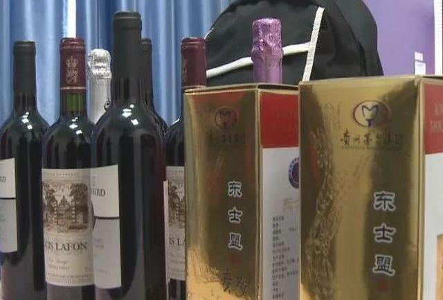 太阳成官网:毕业季整形热,整形之后真的能C位出道吗?(图3) 太阳成官网