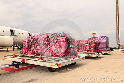 太阳成集团tyc_东阳红木产业加速洗牌 半数企业关张(图1) 太阳成官网