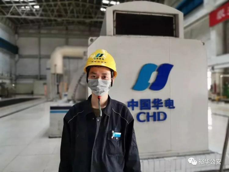 太阳成集团tyc-种植牙个性美齿重新拥有自然牙(图1) 太阳集团tyc