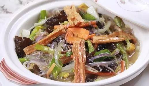 “太阳成集团tyc”2018LOL齐聚春晖集卡活动怎么玩?集卡活动怎么交换卡牌(图2) 太阳成官网